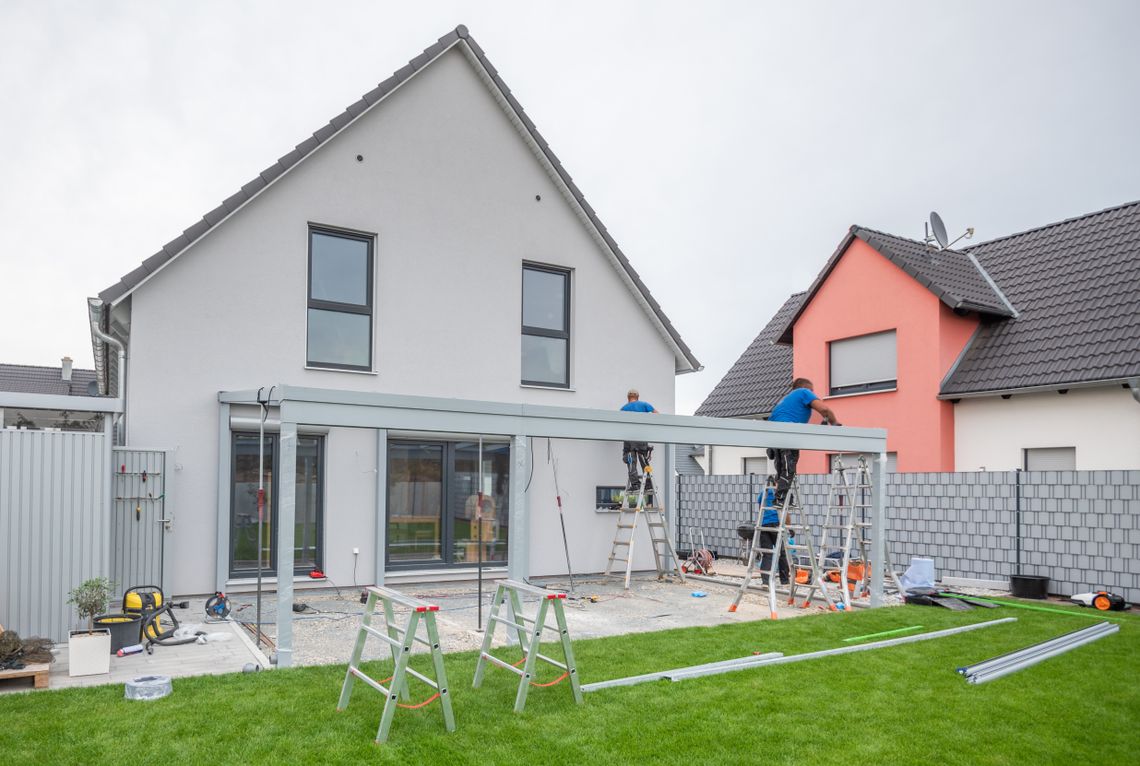 Montage der Terrassenüberdachung in Münster